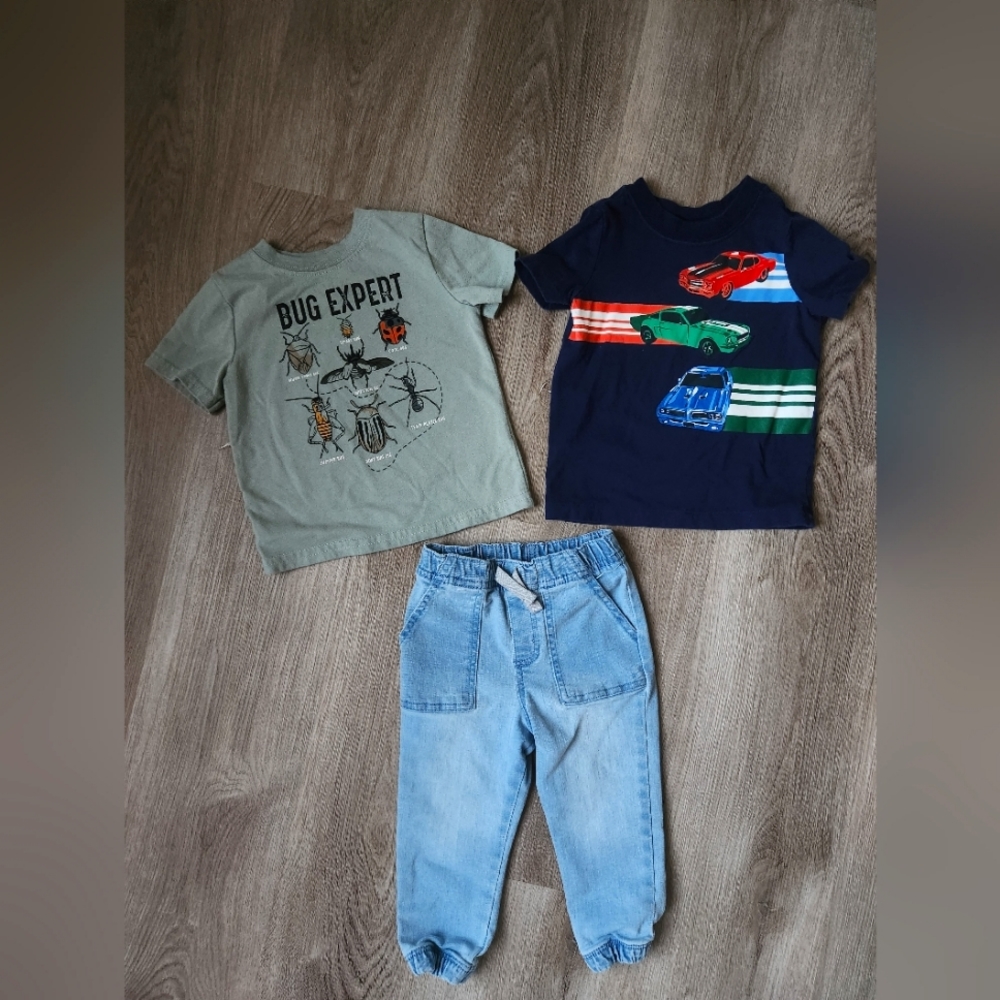 Toddler boy t shirt and jeans‎ bundle size 18 months